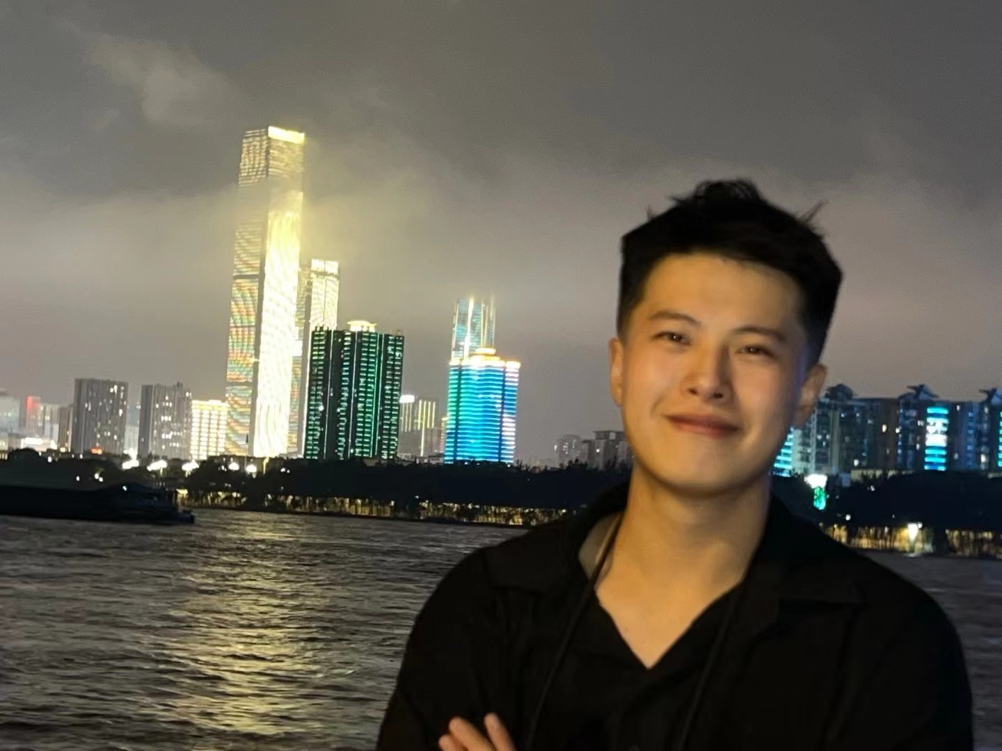 Joey 胡卓熠